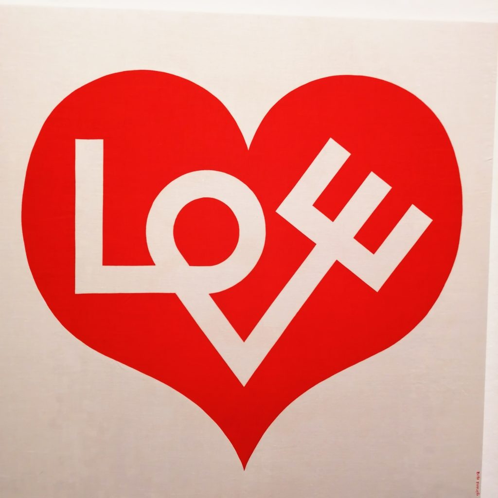 logotipo love heart alexander girard